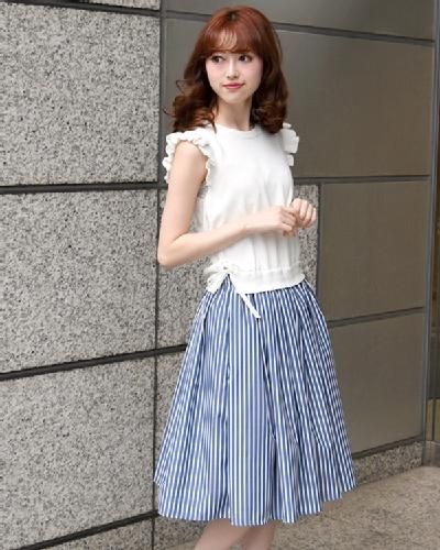 直條紋裙子 　裙子穿搭